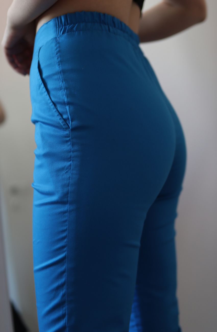 Pantaloni medicali albastri